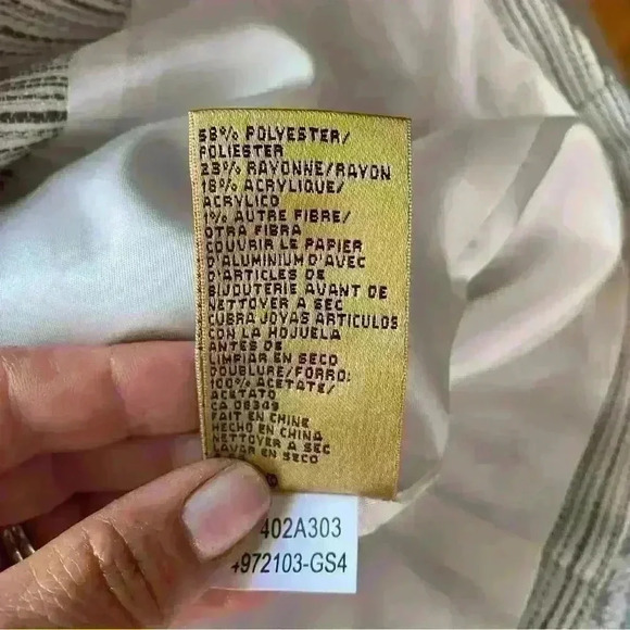 Kasper silver&cream stripe textured crop blazer with belt & bling buttonssize10 - Picture 7 of 9